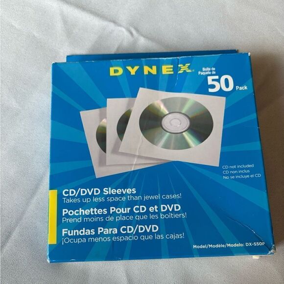 50 Pack NEW Dynex CD / DVD White Paper Plastic Sleeves Unopened Box - Picture 2 of 3